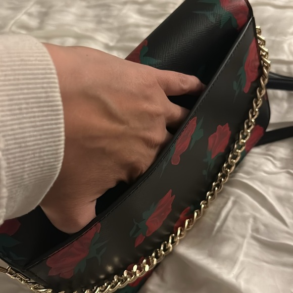 KATE SPADE NWT Madison Rose Toss Printed Flap Crossbody - Picture 13 of 14